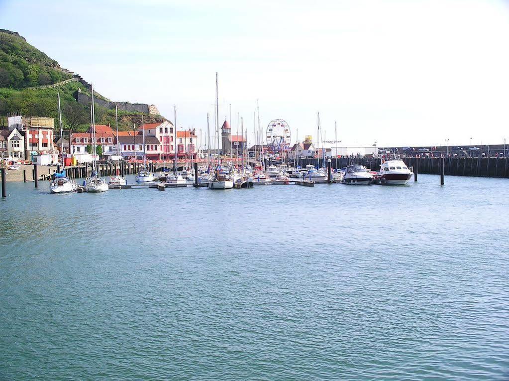 Marine View Guest House Scarborough Exteriör bild